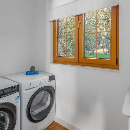 Mon Perin By Interhome *